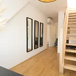 Penthouse near Schoenbrunn with large terrace! N43